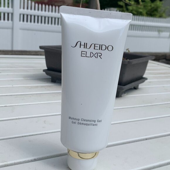 Shiseido Elixir Makeup Cleansing Gel - Picture 2 of 7